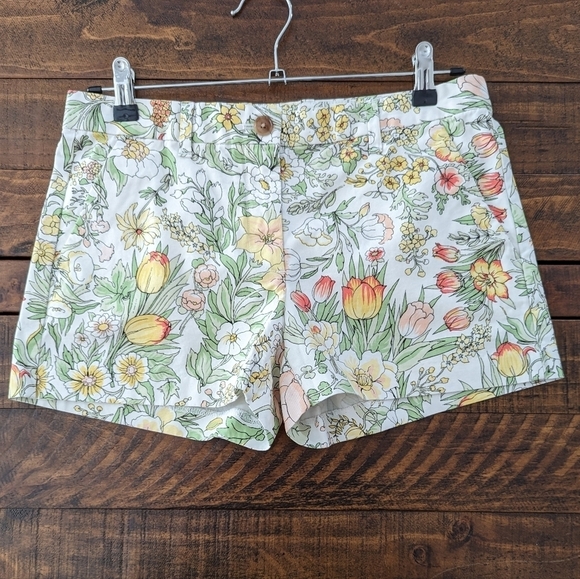 Gap Khakis Floral Summer Shorts 2 White Multicolor flowers - Picture 11 of 11